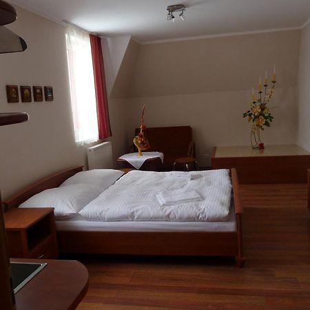 Guest House Penzion Fortuna Tvrdosin Exterior foto