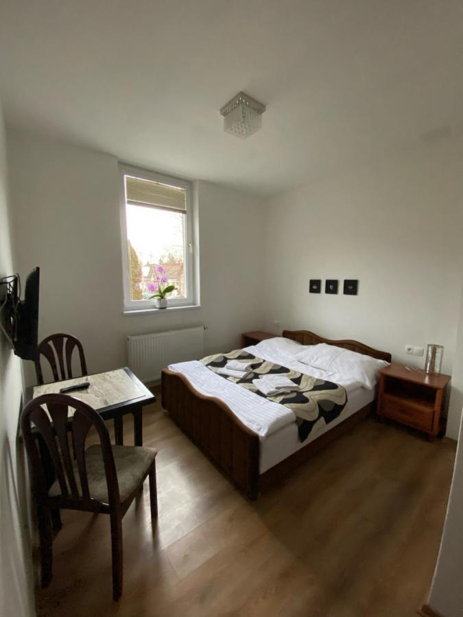 Guest House Penzion Fortuna Tvrdosin Exterior foto