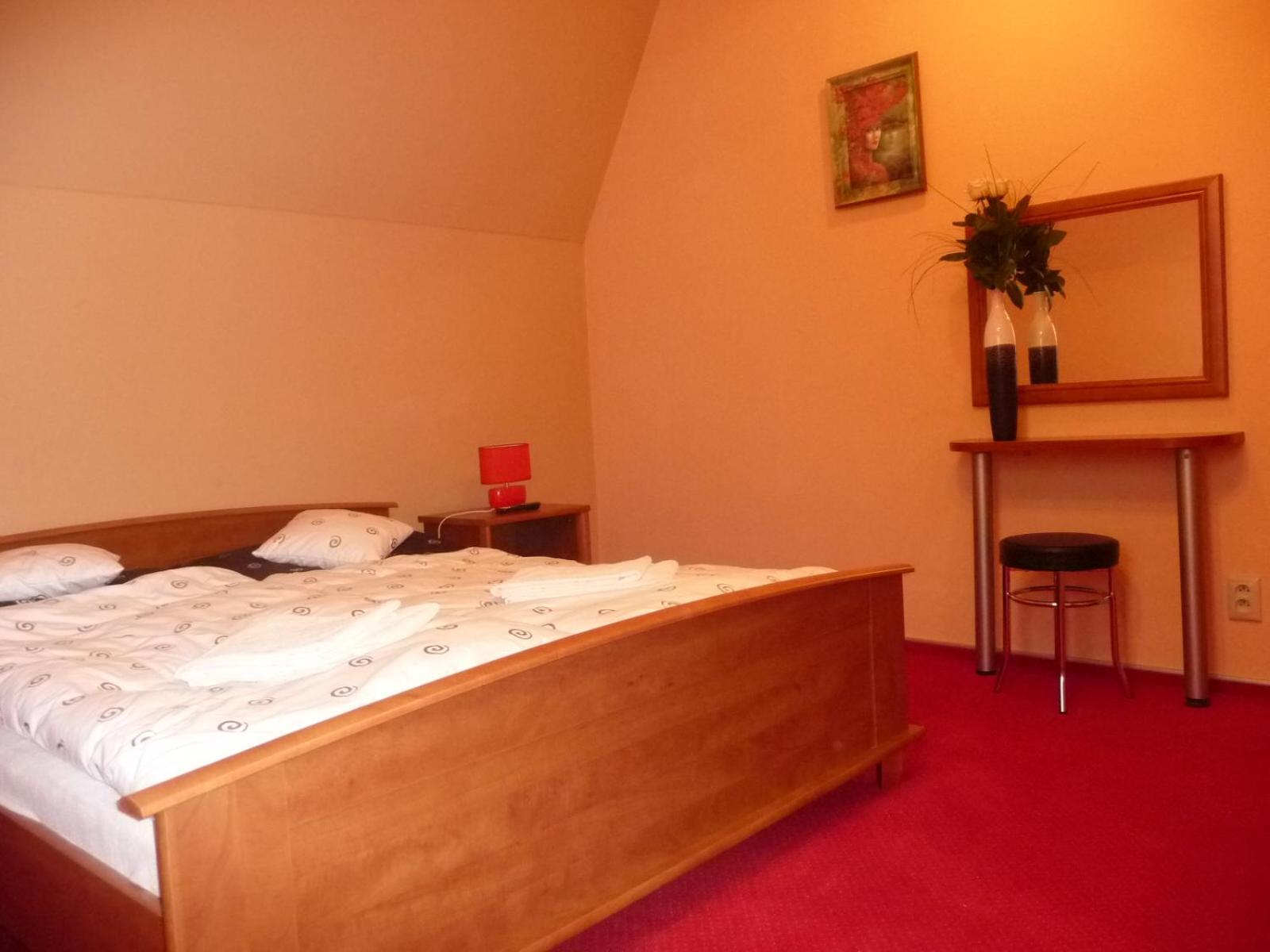 Guest House Penzion Fortuna Tvrdosin Exterior foto