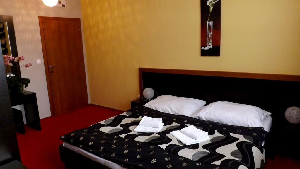 Guest House Penzion Fortuna Tvrdosin Cameră foto
