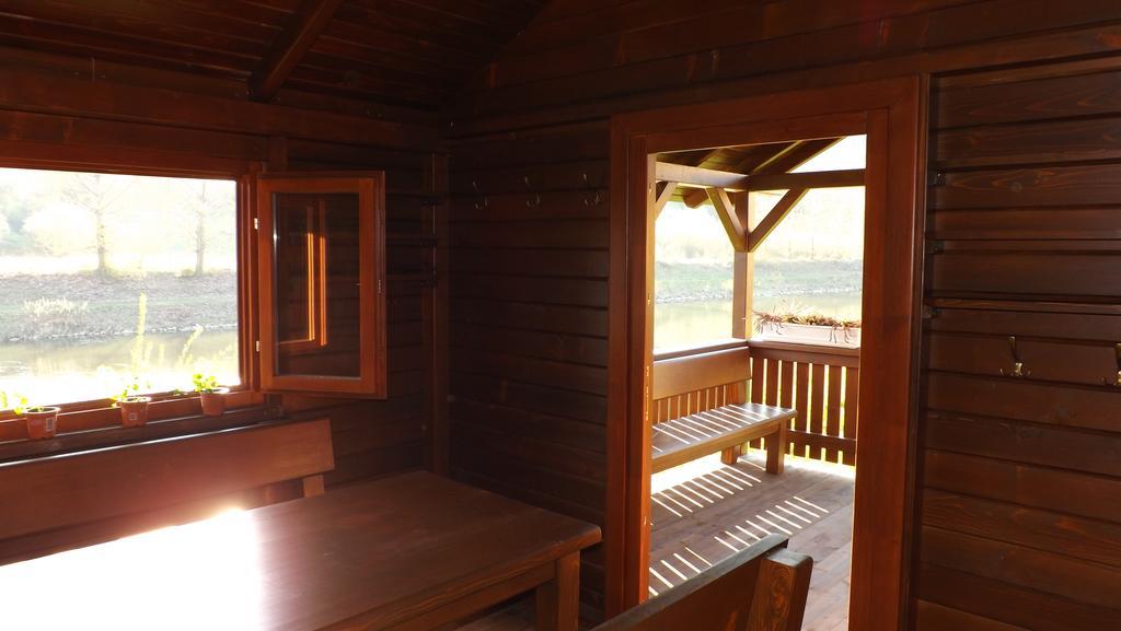 Guest House Penzion Fortuna Tvrdosin Exterior foto